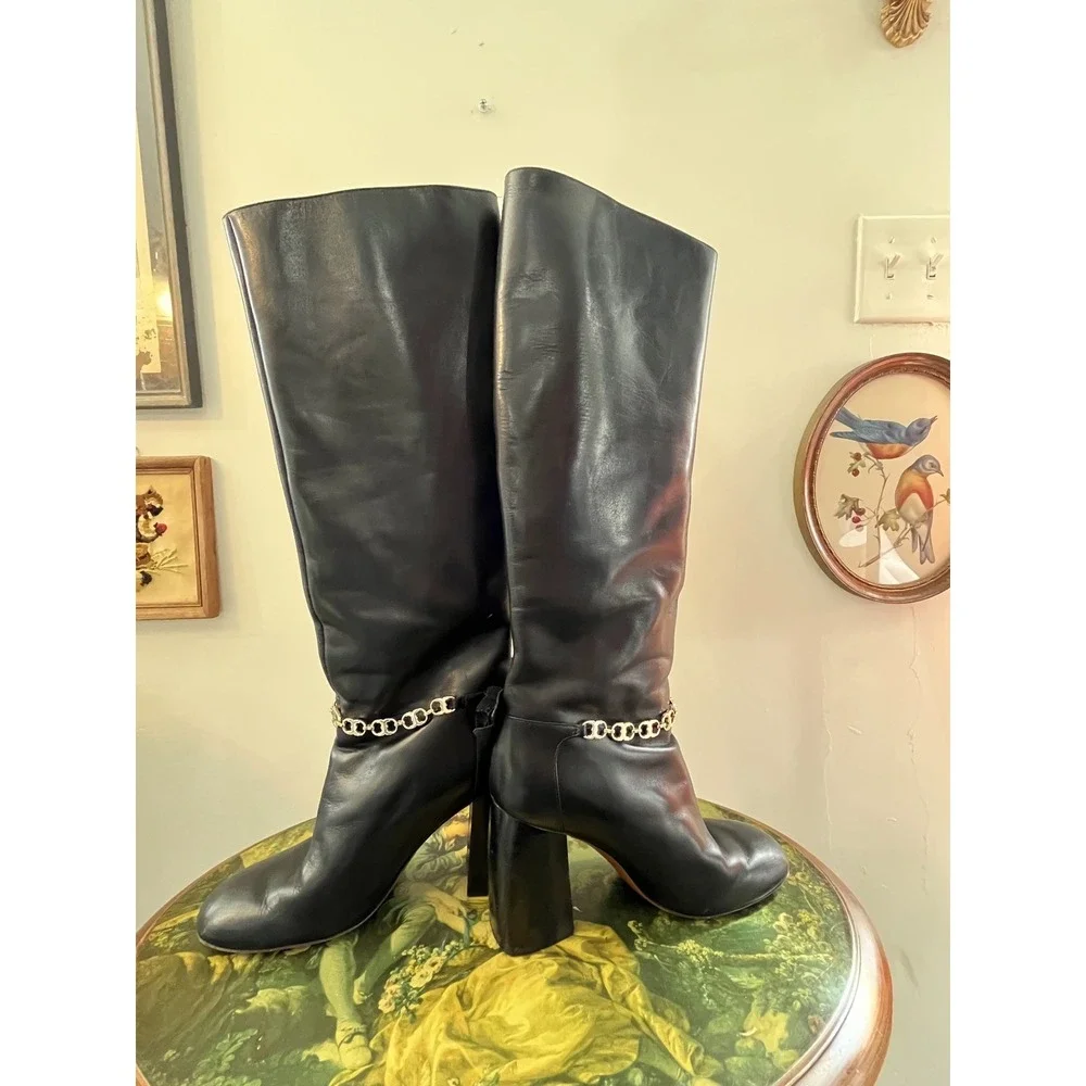 Tory Burch Black Leather Flower Chain Link Block Heel Boots Size 8M